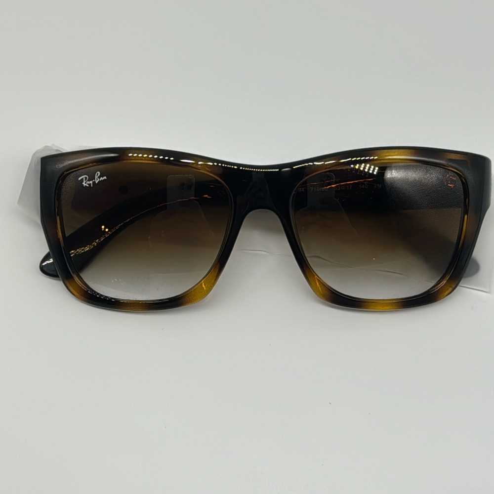 Ray-Ban Sunglasses. Brand New.